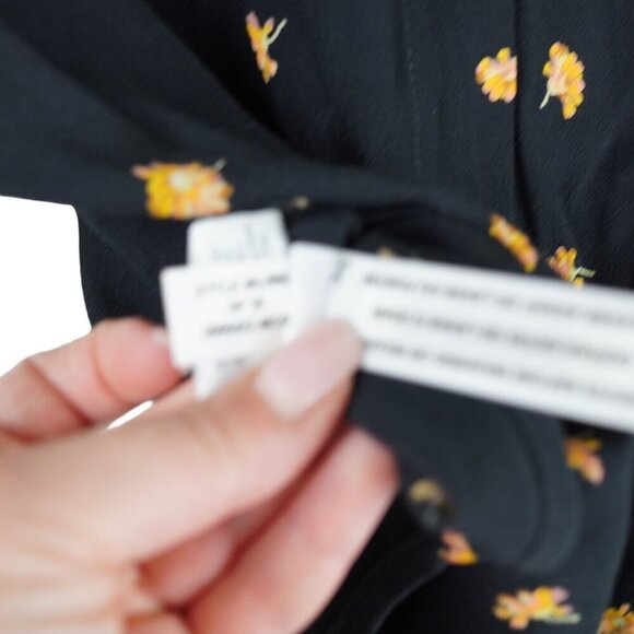 NWT Madewell Drapey V-Neck Button-Back Top in French Daisies Sz XS - Picture 15 of 15